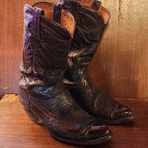 Men's size 9 Brahma Western boots, sharkskin